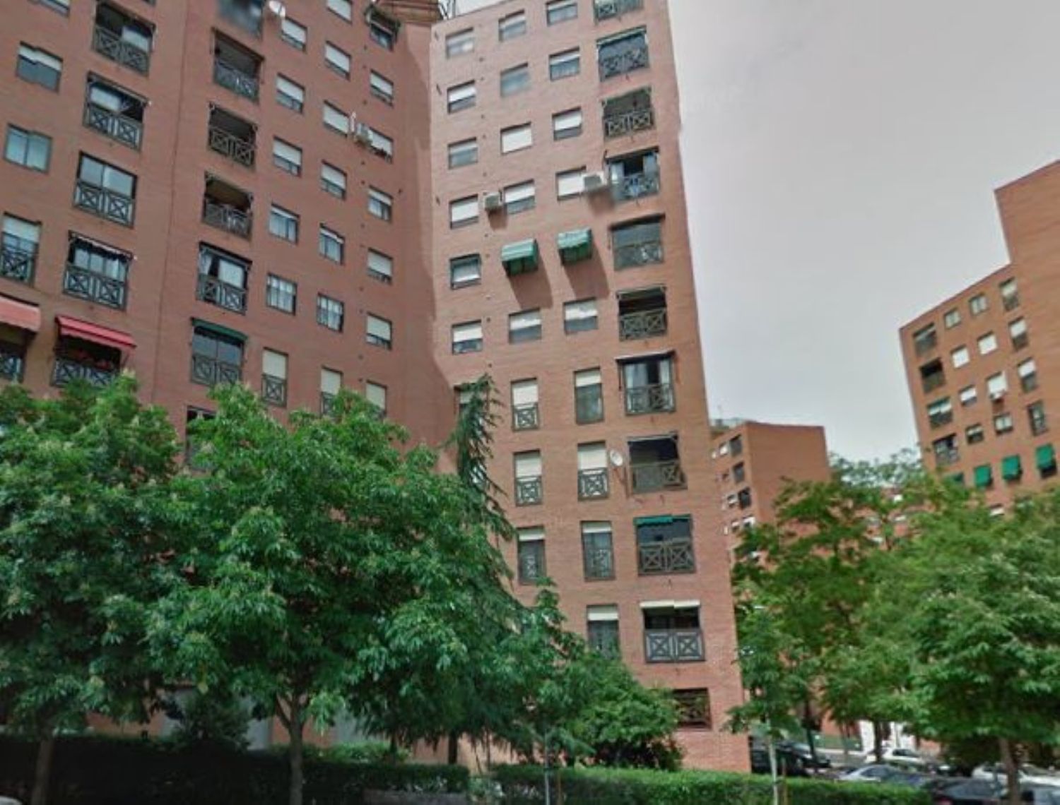 28037-3房一厅-马德里市区-www.canaleschino.com