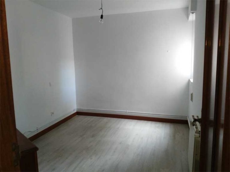 马德里房子-出租-3房一厅-www.canaleschino.com 1 (1)